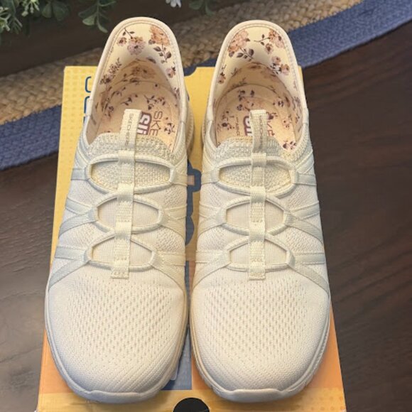 Women's Skechers Slip Ons Washable Sneakers w/ Air Cooled Memory Foam in Natural - Picture 3 of 9